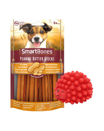 SmartBones Peanut Butter Sticks 5ks tyčinky pro psy + Ježek hračka pro psa 6,5 ​​cm červená ZDARMA
