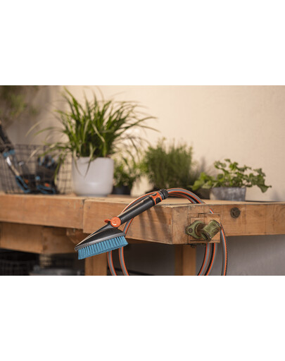 GARDENA Cleansystem szczotka ręczna twarda M