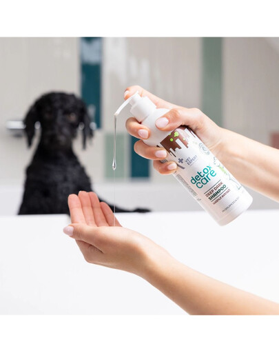 VET EXPERT Detox Care Deep Dark Shampoo 250 ml szampon dla psów i kotów o ciemnym ubarwieniu sierści