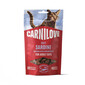 CARNILOVE Soft Snack Cat Sardine 50 g se sardinkou a jahodami, měkké pamlsky pro kočky